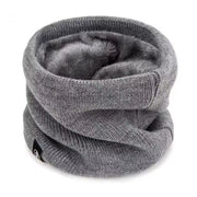 Stay Cozy and Stylish with Our Windproof Knitted Scarf - Perfect for Winter Sports and Outdoor Adventures!